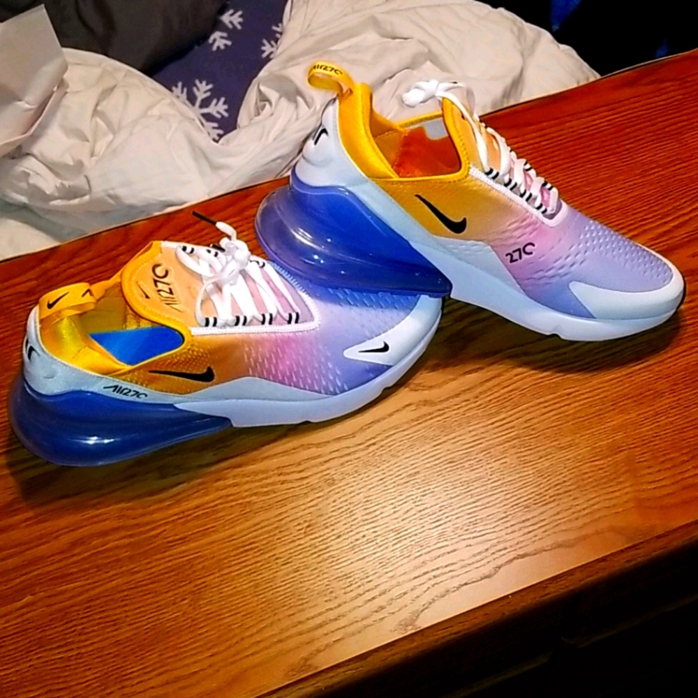Nike air 270